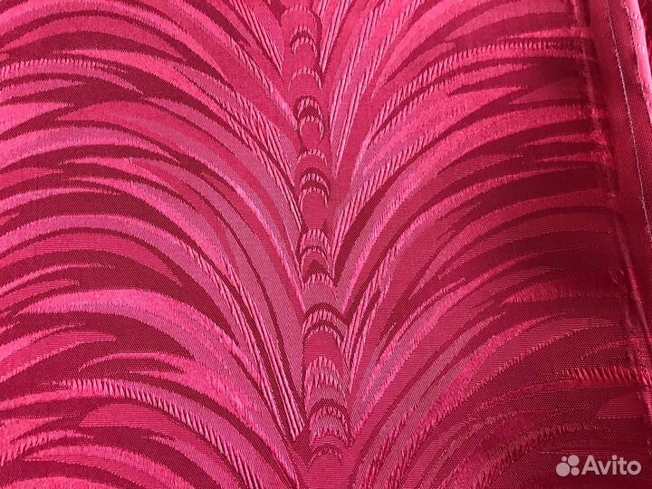 Продам шторы для зала, бордовые