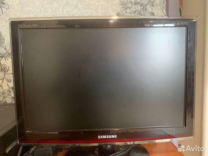Монитор Samsung SyncMaster T200