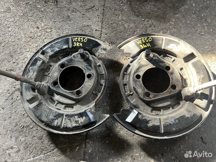 Тормозной диск задний Toyota verso 2012