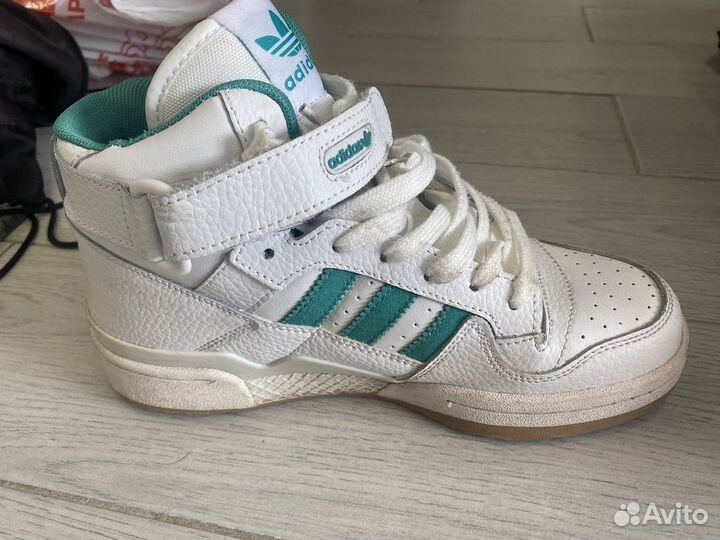 Кроссовки женские adidas 39 размер