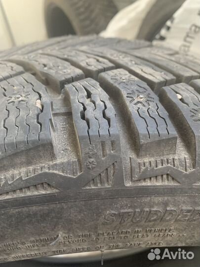 Michelin X-Ice North 4 235/40 R18 95T