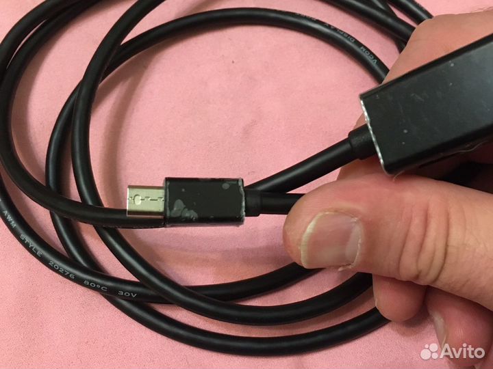 Vcom display port cable