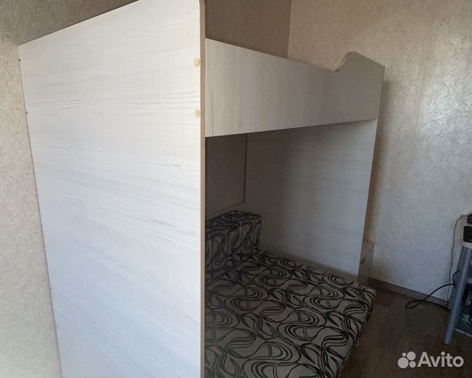 Кровать двухьярусная с ящиками