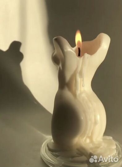 Свеча женское тело