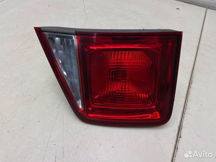 Фонарь внутренний правый Chevrolet Orlando F18D4 1