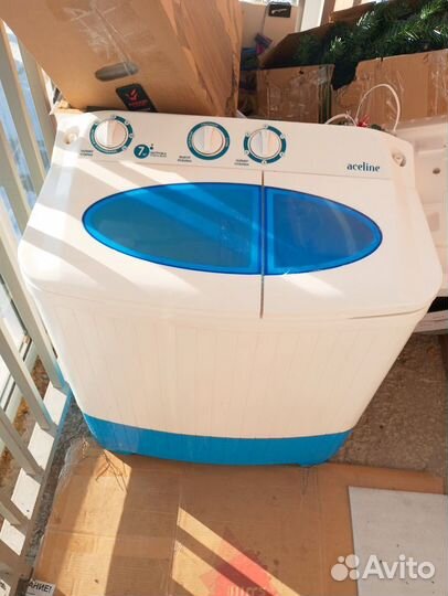 Машинка полуавтомат бу в идеальном состоянии