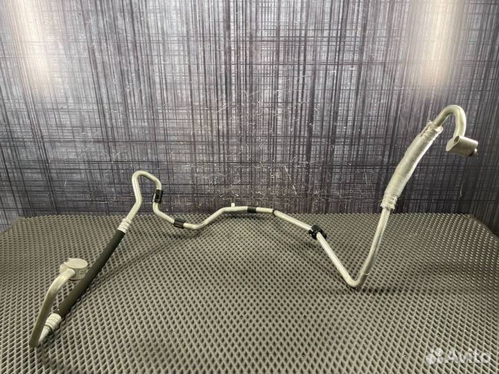 Шланг кондиционера Volkswagen Passat Variant B6