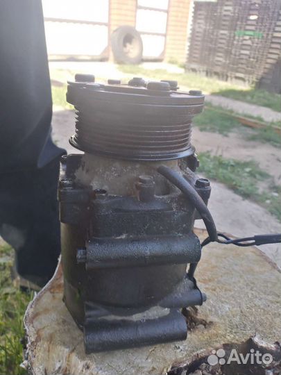 Компрессор автомобильный