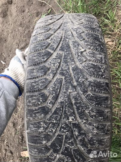 Nordman Nordman 4 215/65 R16
