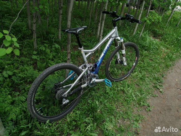 Велосипед двухподвес giant x0