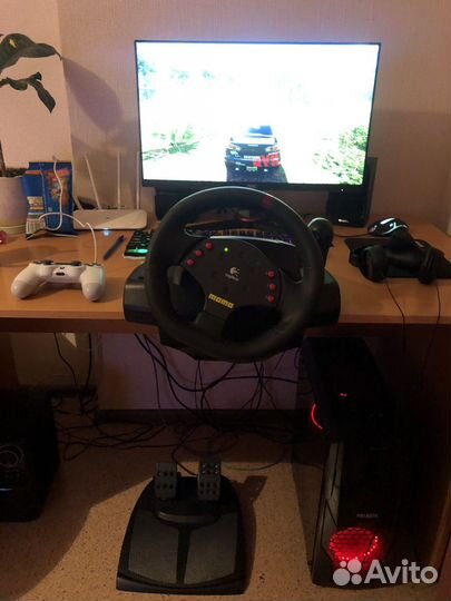 Руль logitech momo racing