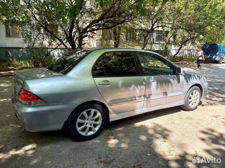 Mitsubishi Lancer 1.6 AT, 2005, 251 000 км