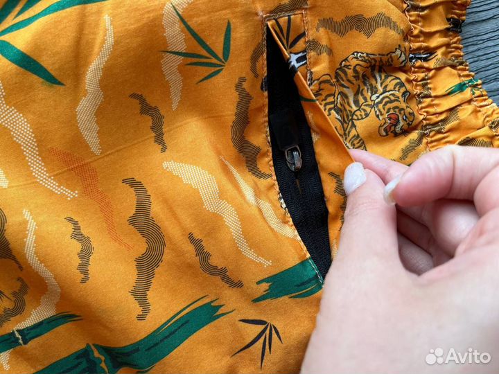 Шорты на мальчика 13-14 лет