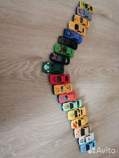 Машинки игрушечные