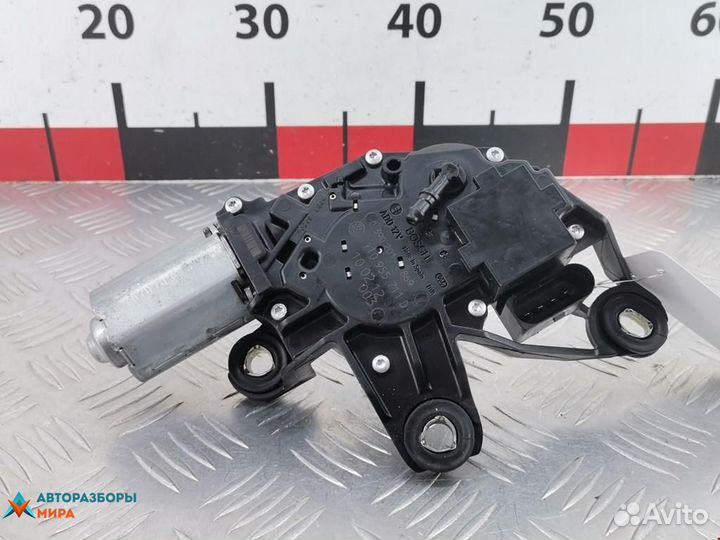 Моторчик заднего стеклоочистителя (дворника)