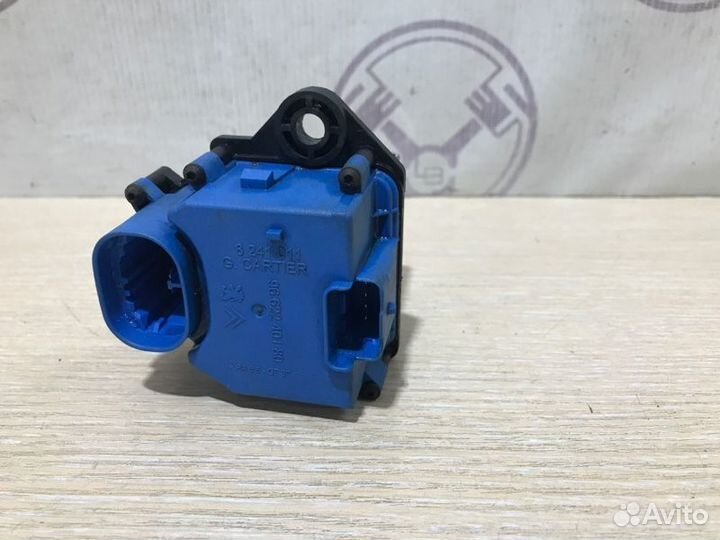 Резистор вентилятора Peugeot 3008 0U 5FS EP6C 2011