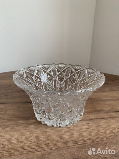 Хрустальная ваза