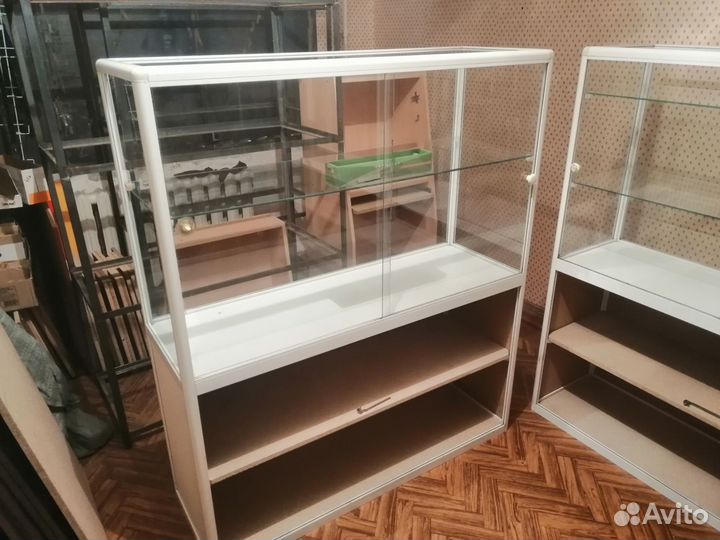 Шкаф