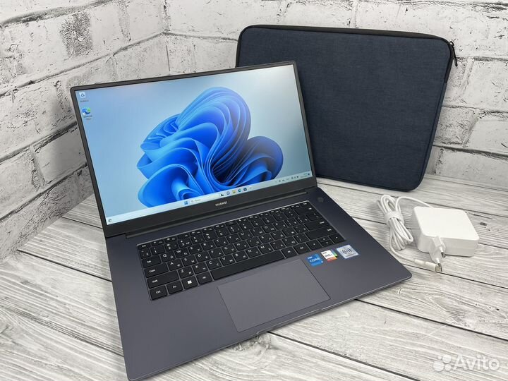 Игровой ноутбук Huawei MateBook D15 BoDE-WDH9