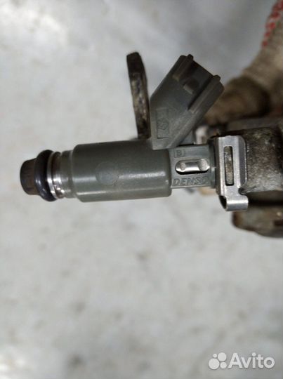 Рампа с форсунками Волга 31105 Крайслер