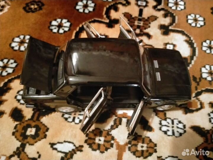 Сувенирный модель автомобиля лада 2107 из Индии