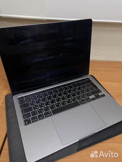Apple MacBook Pro 13 m1 8gb (256) 2020