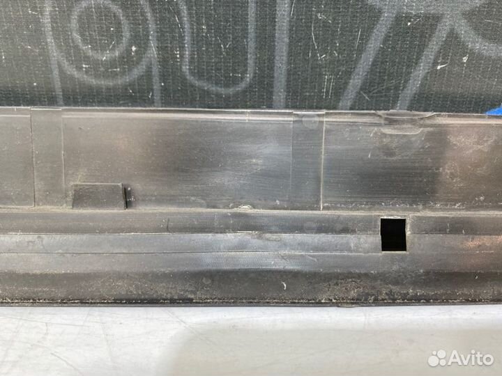 Воздуховод радиатора Audi A6 C6 caja 2011