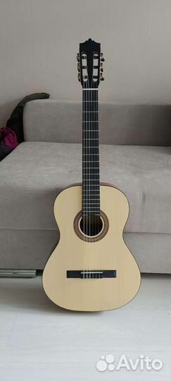Классическая гитара