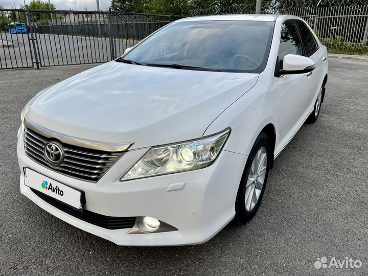 Toyota Camry 2.5 AT, 2013, 145 000 км