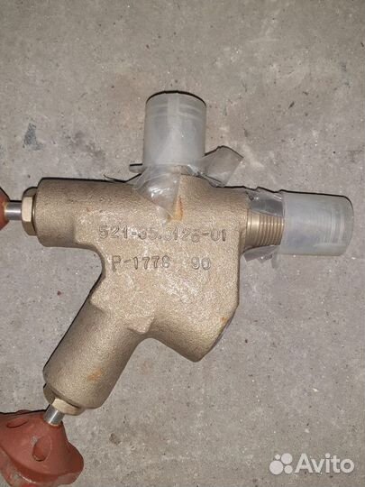 521-35.3126-01 Клапан для манометра штуцерный саль