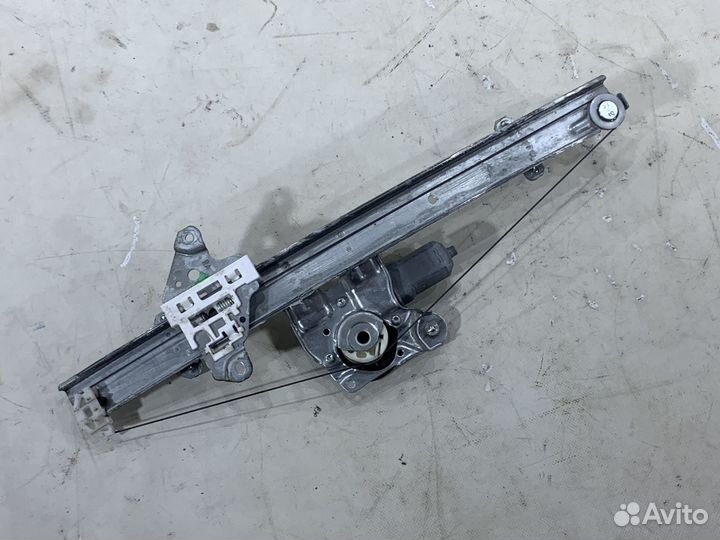 Стеклоподъёмник передний правый Nissan Murano Z52