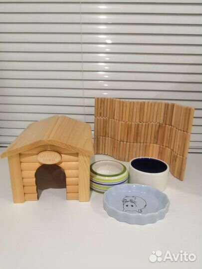 Жилье и корм сирийского хомяка