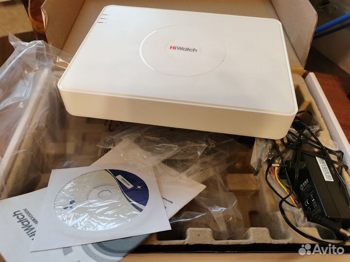 Видеорегистратор HiWatch DS-H216Q