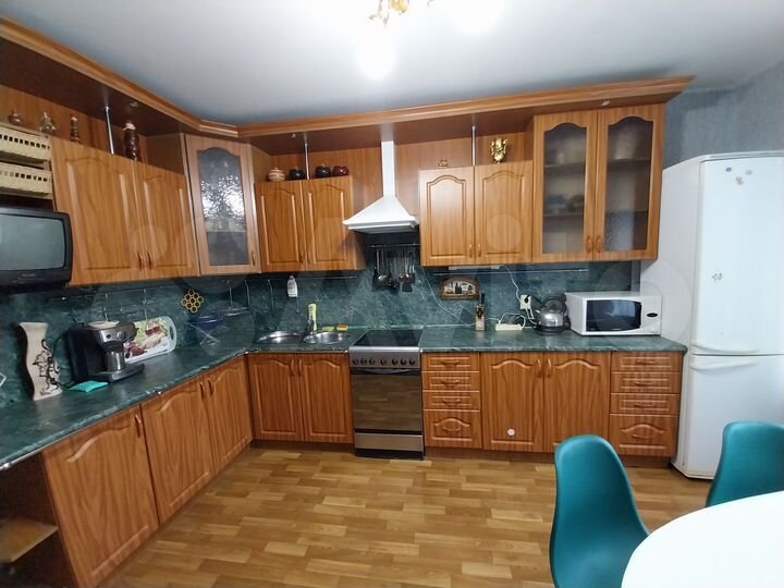 2-к. квартира, 64 м², 4/5 эт.