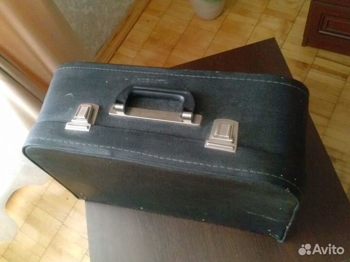 Швейная машинка Чайка 134