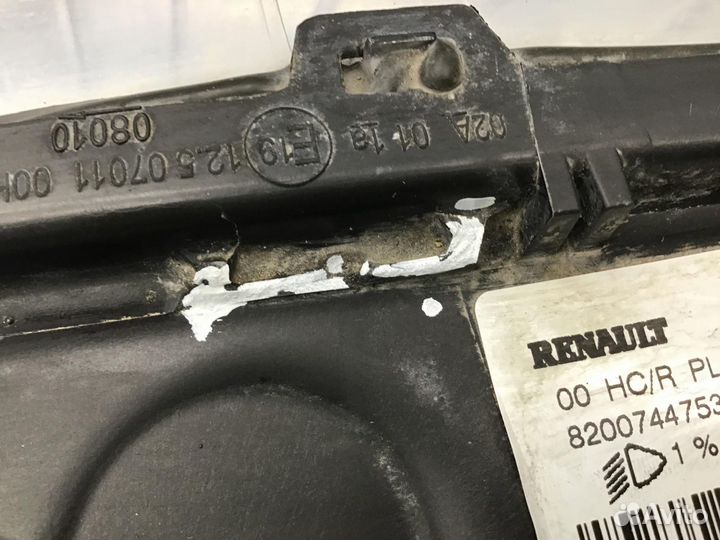 Фара левая Renault Logan 2005-2014