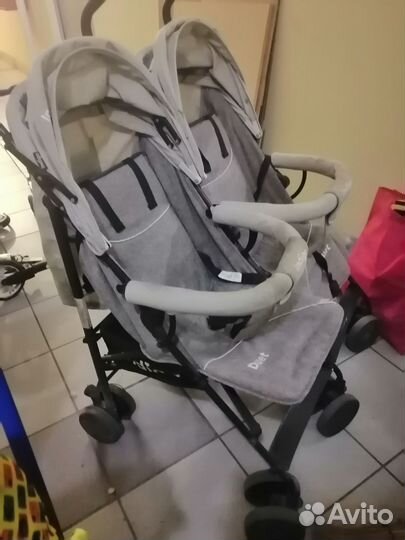 Коляска-трость для двойни