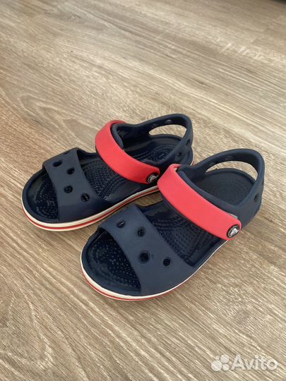 Сандалии Crocs c9