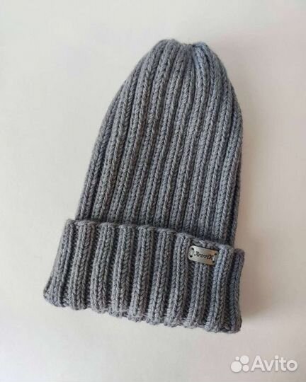 Вязаные шапки, снуды и прочие изделия