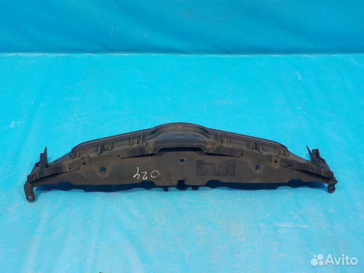 Решетка радиатора toyota Auris (E15) 2006-2012