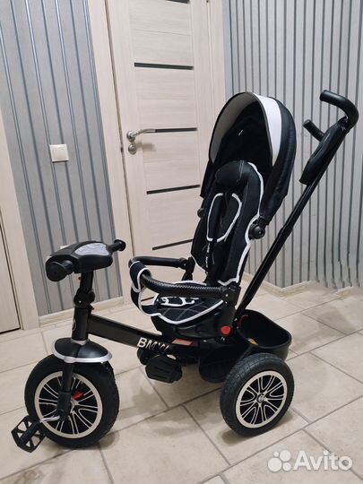 Трехколесный велосипед BMW
