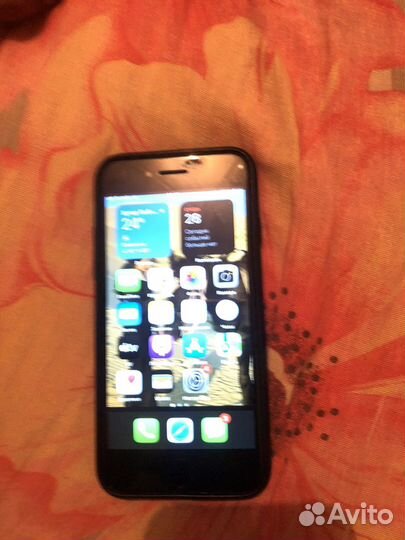 Телефон iPhone 7 128gb