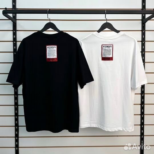 Футболка vetements
