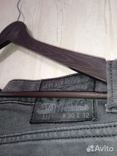 Джинсы Levi's 511 Slim Fit Black label