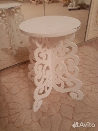 Подставка под цветы