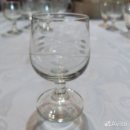 Рюмки, стаканы, бокалы для вина