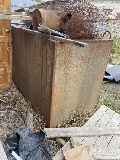 Емкость металлическая