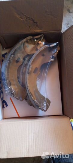 Тормозные колодки на Форд Эскейп Маверик Tribute