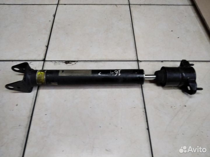 Стойки задние w164 ML-class 642