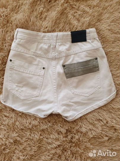 Шорты, много